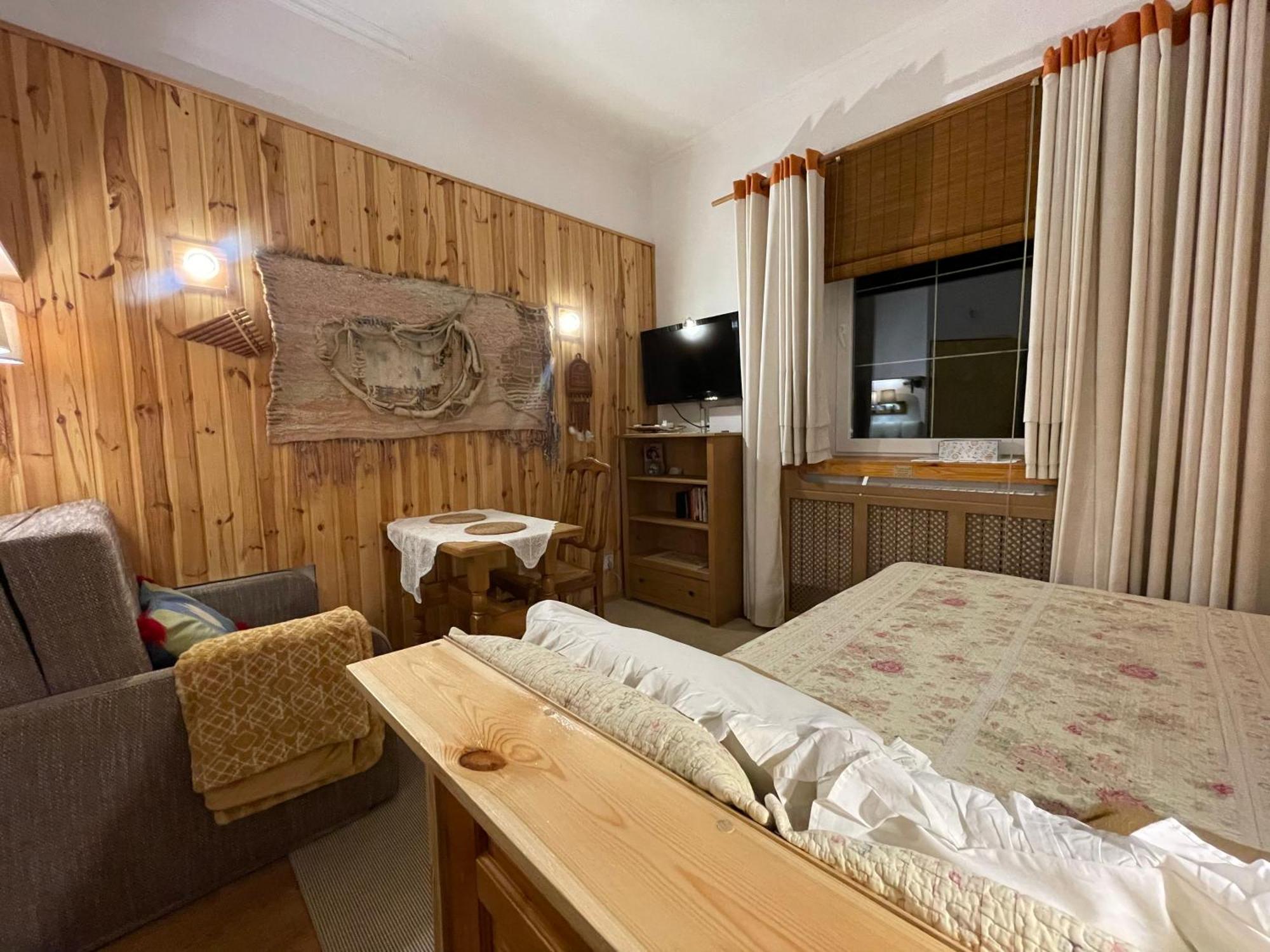 Pod Wiciokrzewem Apartment Suprasl